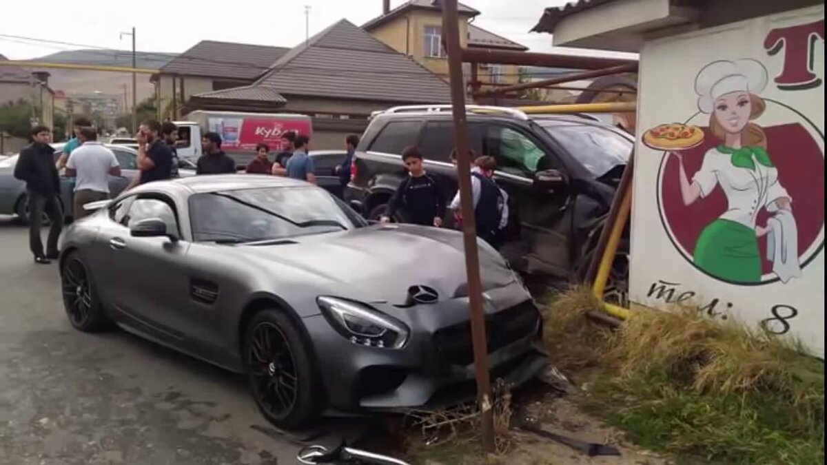 Кто разбил Mercedes McLaren Хабиба Нурмагомедова | Блог увлечённого  человека | Дзен