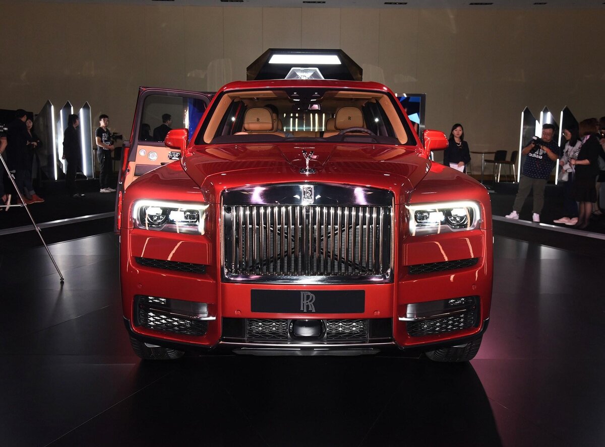 Rolls-Royce Cullinan — первый обзор «королевского» внедорожника |  Allroader.ru | Дзен