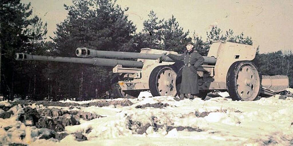 Один из лучших образцов немецкой противотанковой артиллерии - PaK 43, вокруг которой был построен "Nashorn".