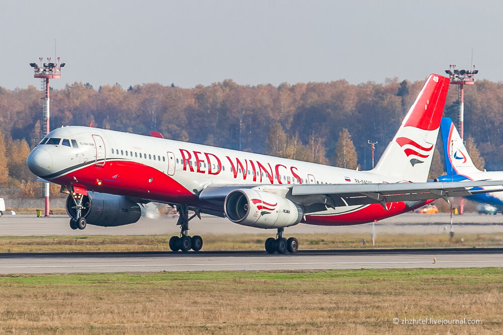 Ту-204 авиакомпании Red Wings