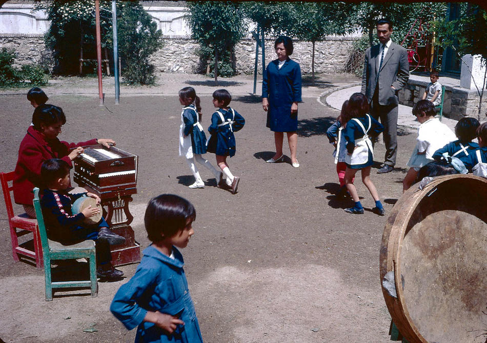 Детская площадка в Кабуле, конец 50-х
