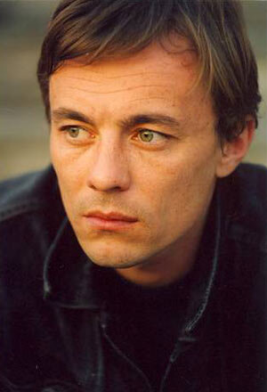 Олег Васильков родился 20 мая 1970 года kino-teatr.ru)