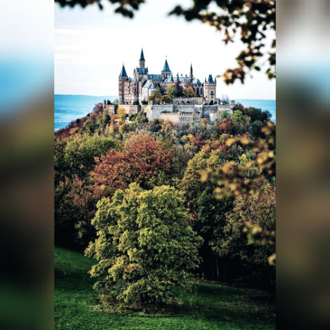 Замок Гогенцоллерн красив в любое время года