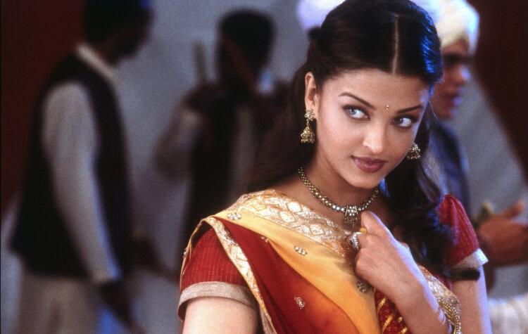 Кадр из фильма «Невеста и предрассудки» с Айшварией Рай. 