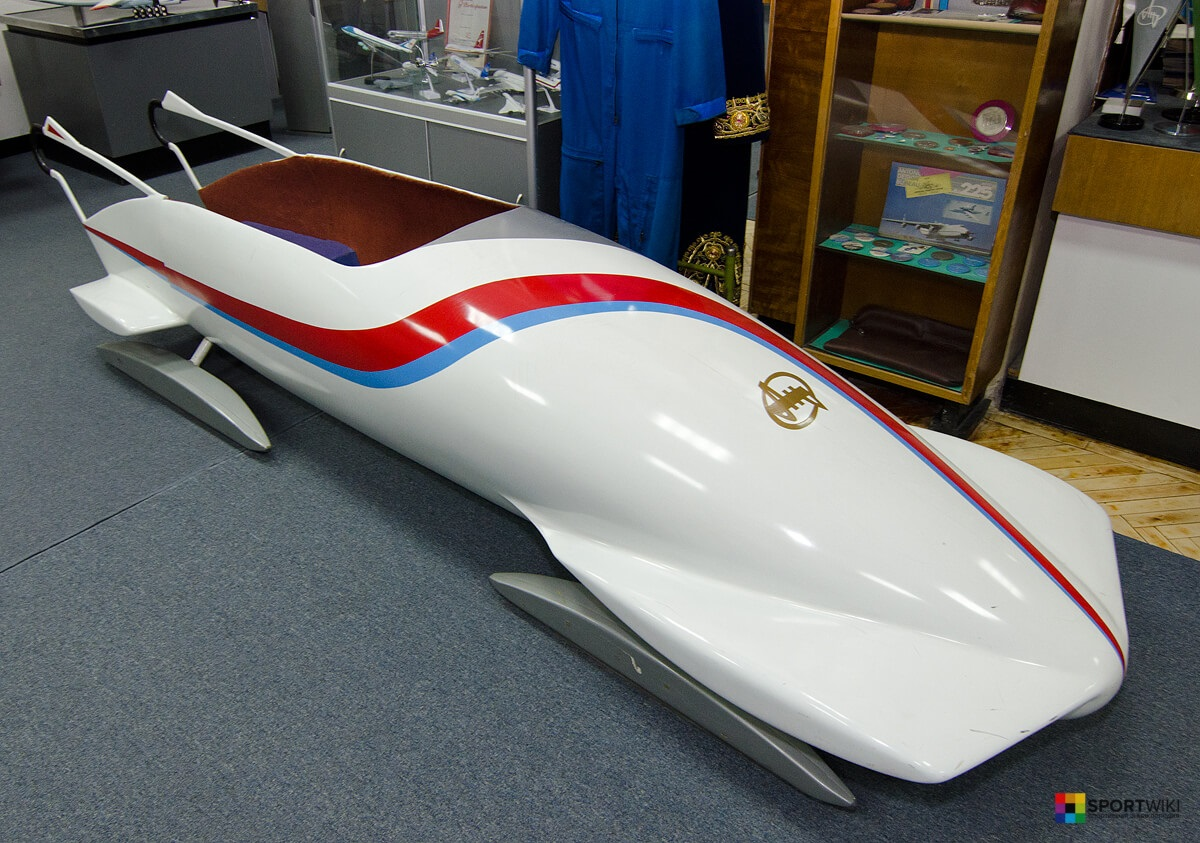 степушкин бобслей. санки бобслей. санки бобслей. санки бобслей. санный спорт бобслей.