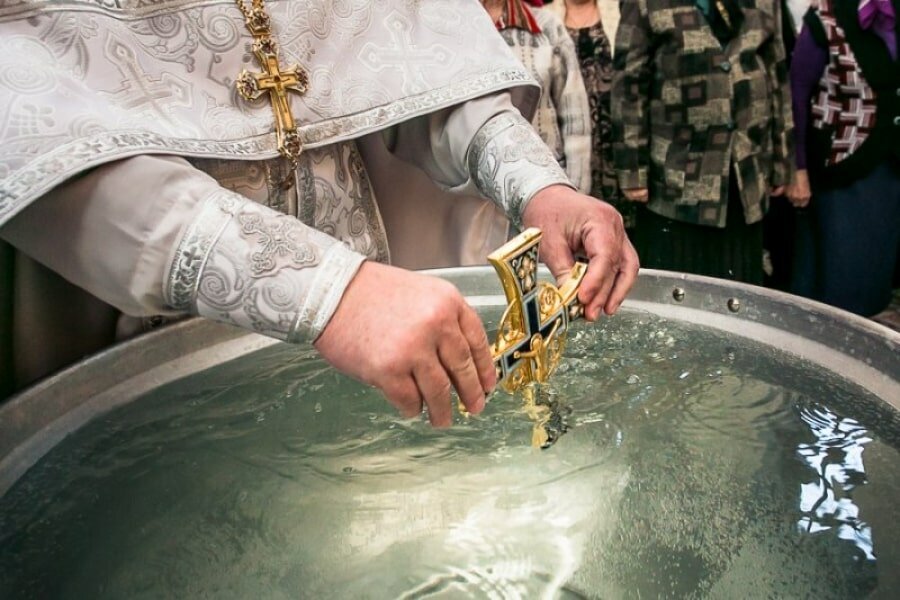 Чин освящения воды. фото из Яндекса