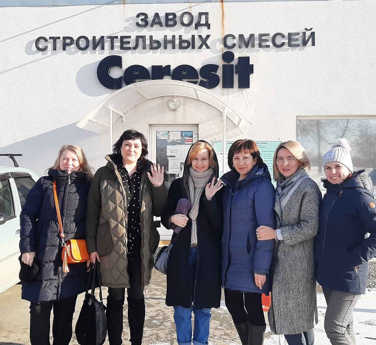 Чистота и порядок встретили нас еще при подъезде к заводу.