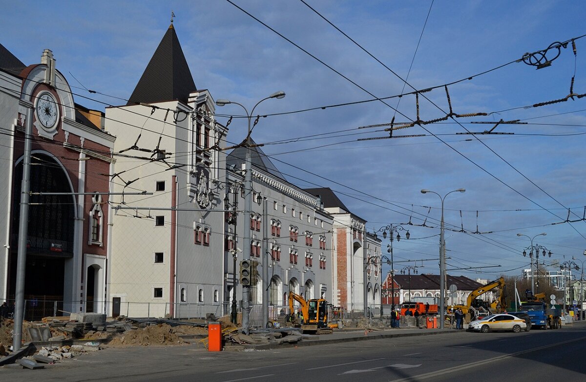 Новый троллейбусный разворот у Казанского вокзала