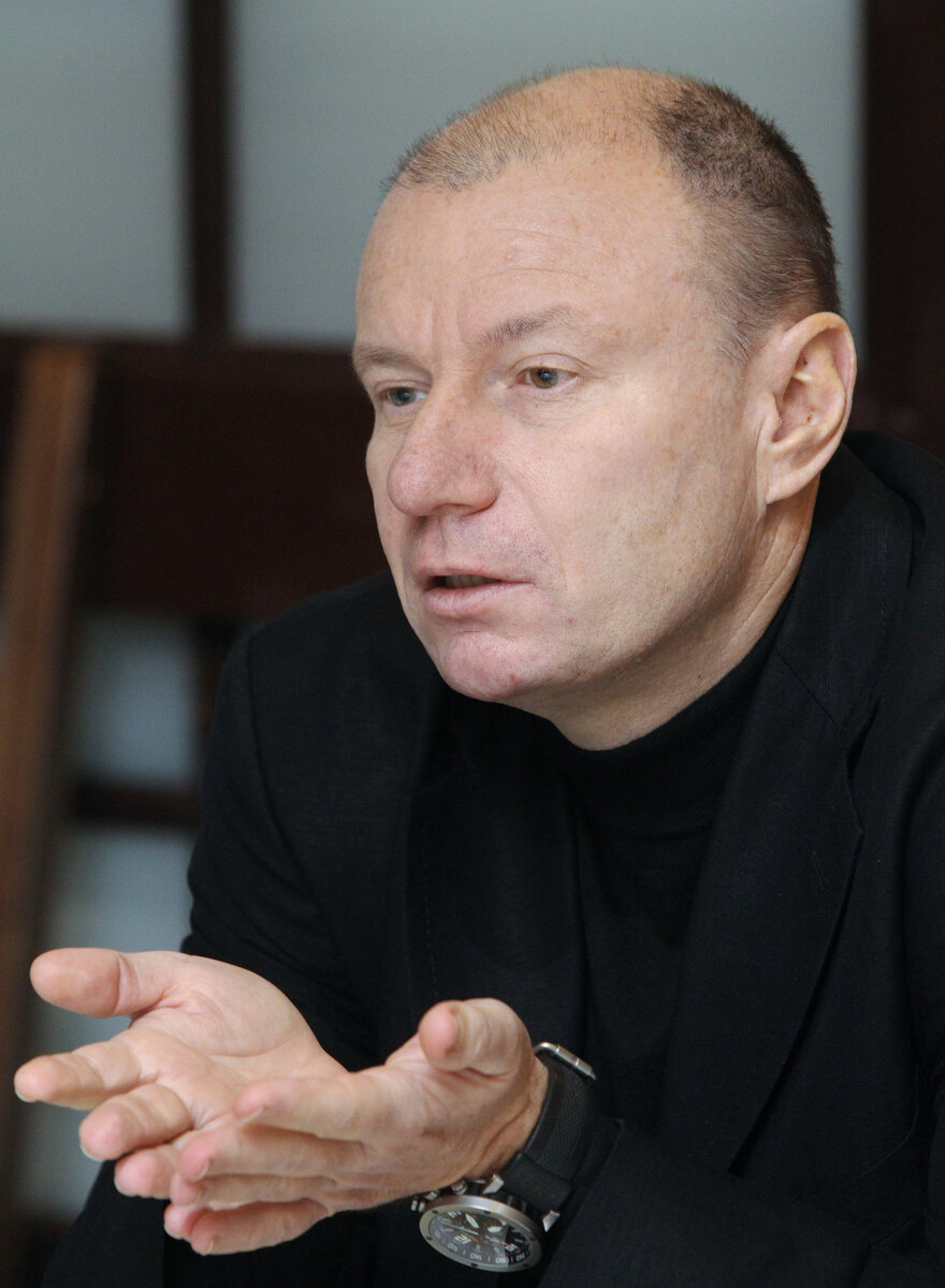 Потанин выделил миллиард рублей в поддержку бедных. Молодец