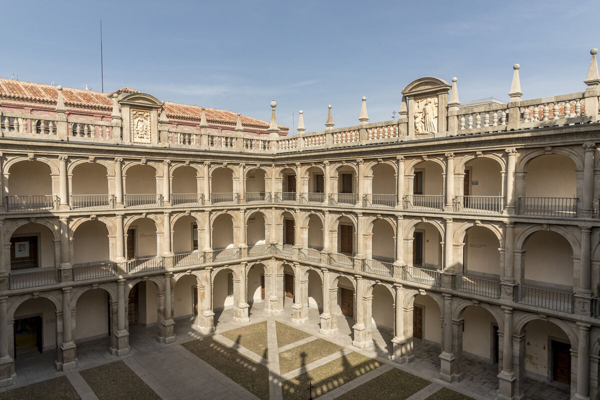 Город Алькала дэ Энарэс