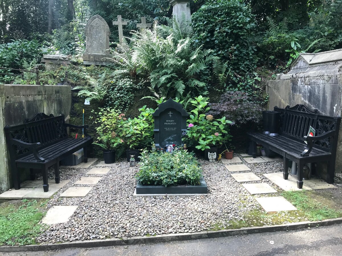 Русские могилы на Highgate Cemetery, London. | Clemence Taralevich | Дзен