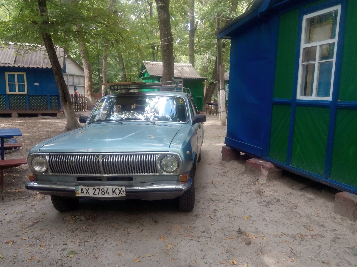 Вид Волги спереди. 