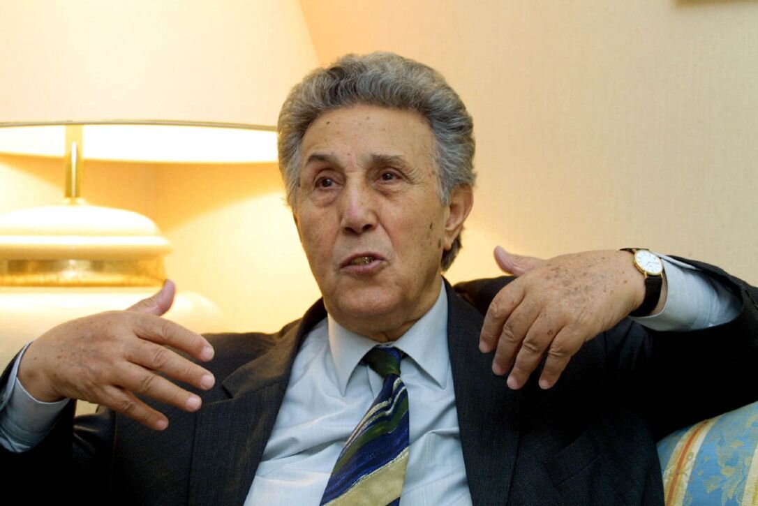 Ахмед бен Белла. Яндекс картинки. 