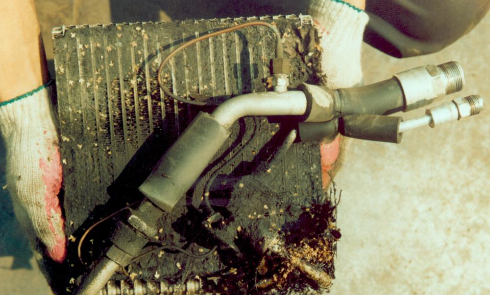 ужасное состояние системы кондиционирования автомобиля