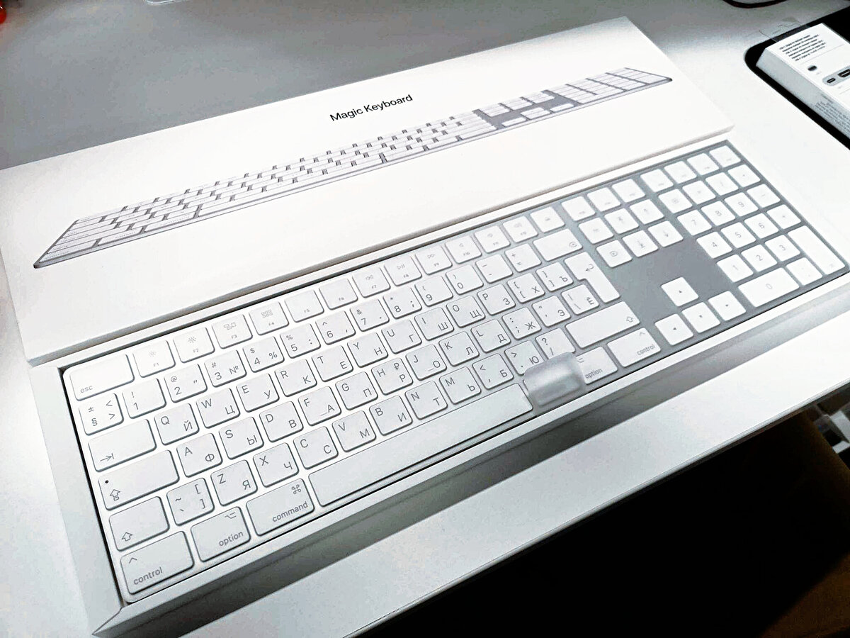 Apple Magic Keyboard with Numeric Keypad