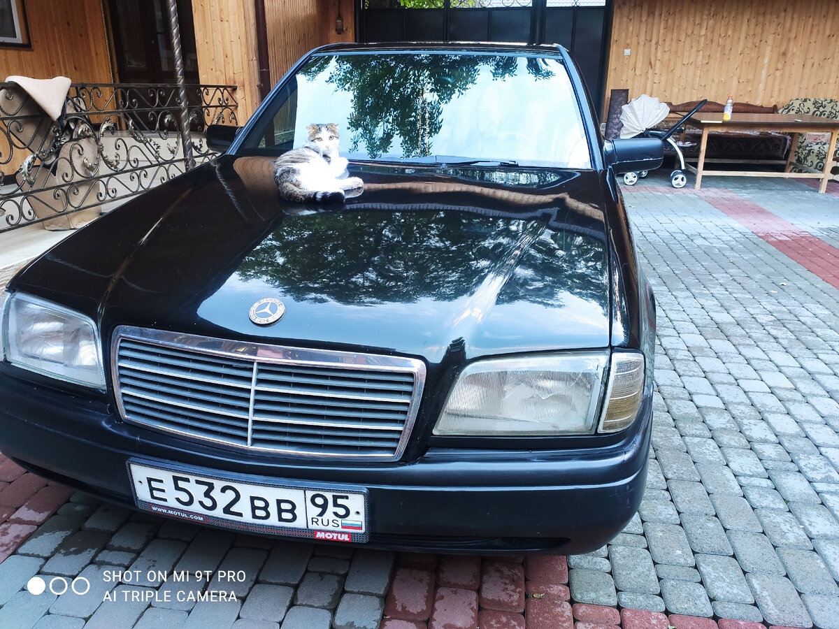 По сей день скучаю по ней)))