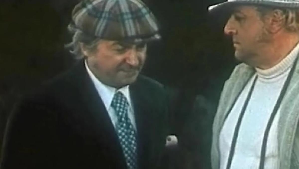 Кадр из фильма "Дорогой мальчик" взят для иллюстрации из Яндекс Картинки.  