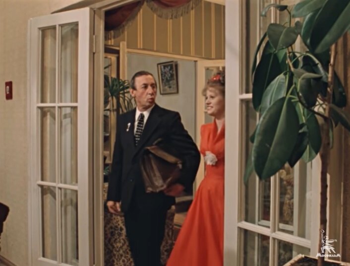 Кадр из фильма «Москва слезам не верит» (1979). Скриншот.