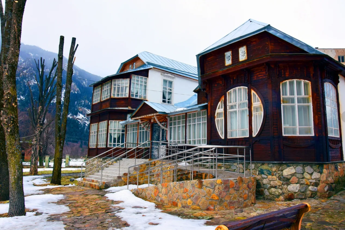 П. Дом мечты теберда. Чегет домбай гостевой дом. Теберда база чегет. Дом теберда.