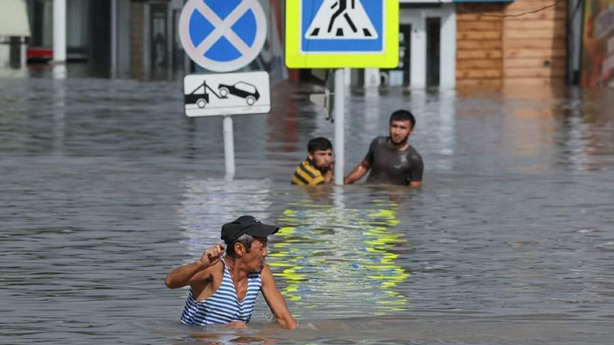 Циклон "Ханун" вызвал тропический шторм, который затопил Уссурийск. Фото: ТАСС/Юрий Смитюк