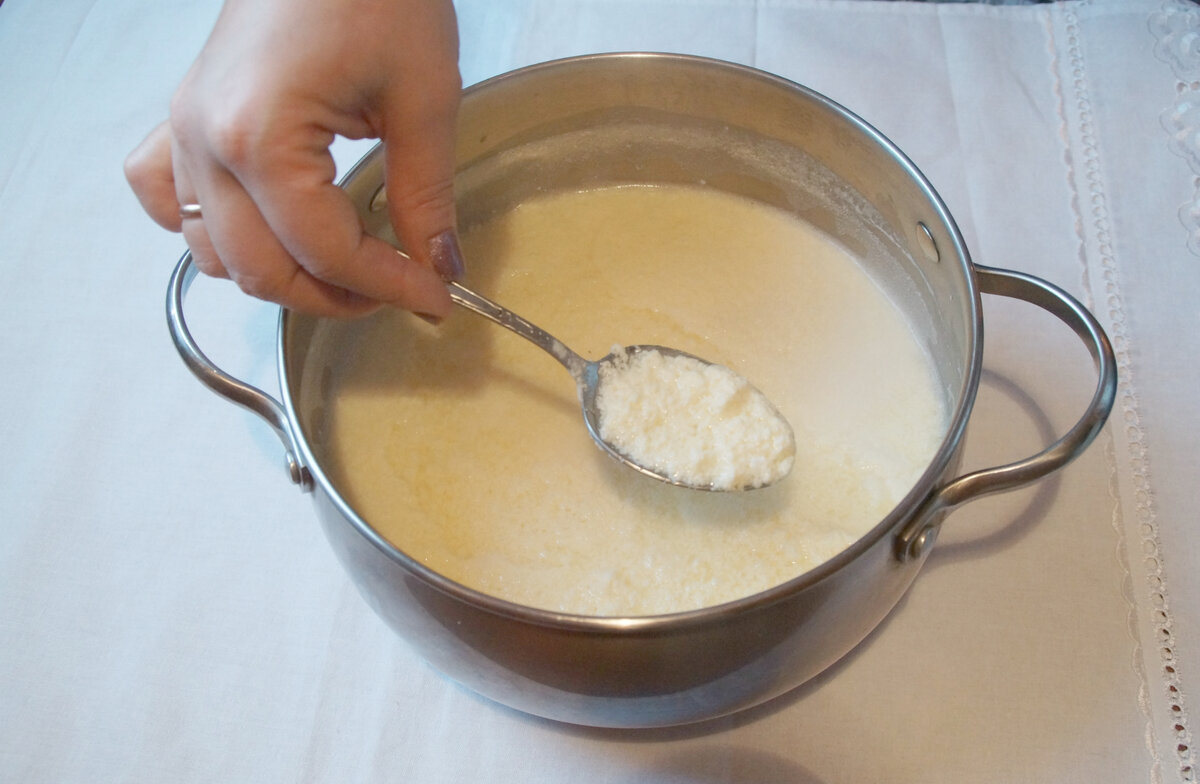 Я научилась готовить вкусный домашний сыр.