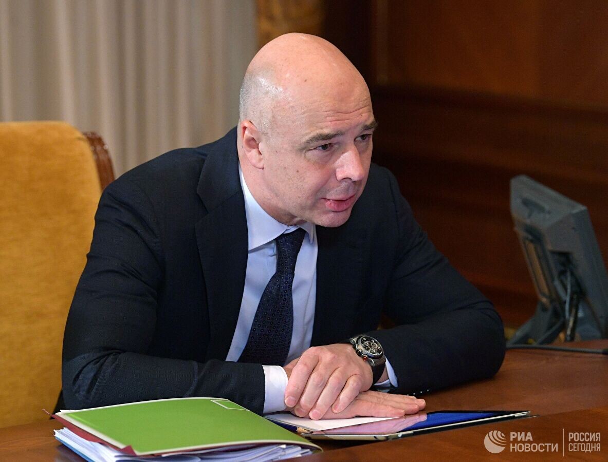 министр России Антон Силуанов и наручные часы Hublot Classic Fusion Ferrari GT Titanium