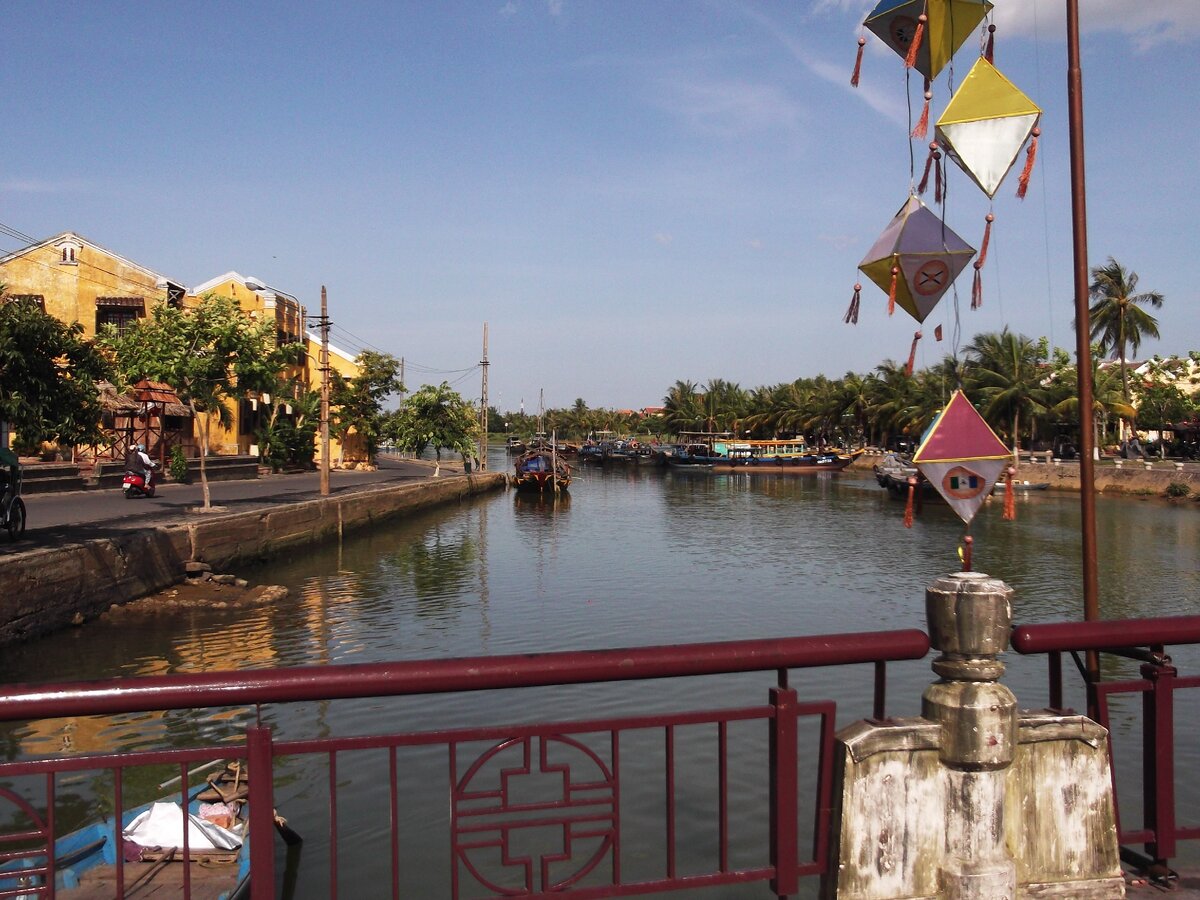 Проезжаем Хойан