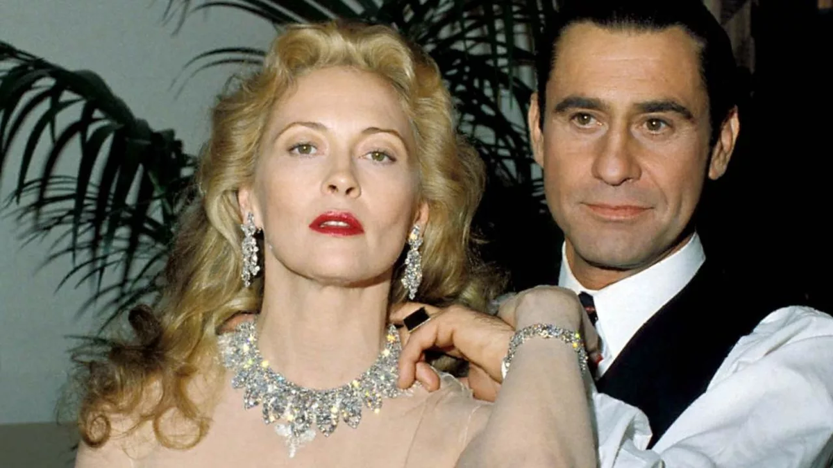 Фото Эвиты и Хуана взято из открытых источников