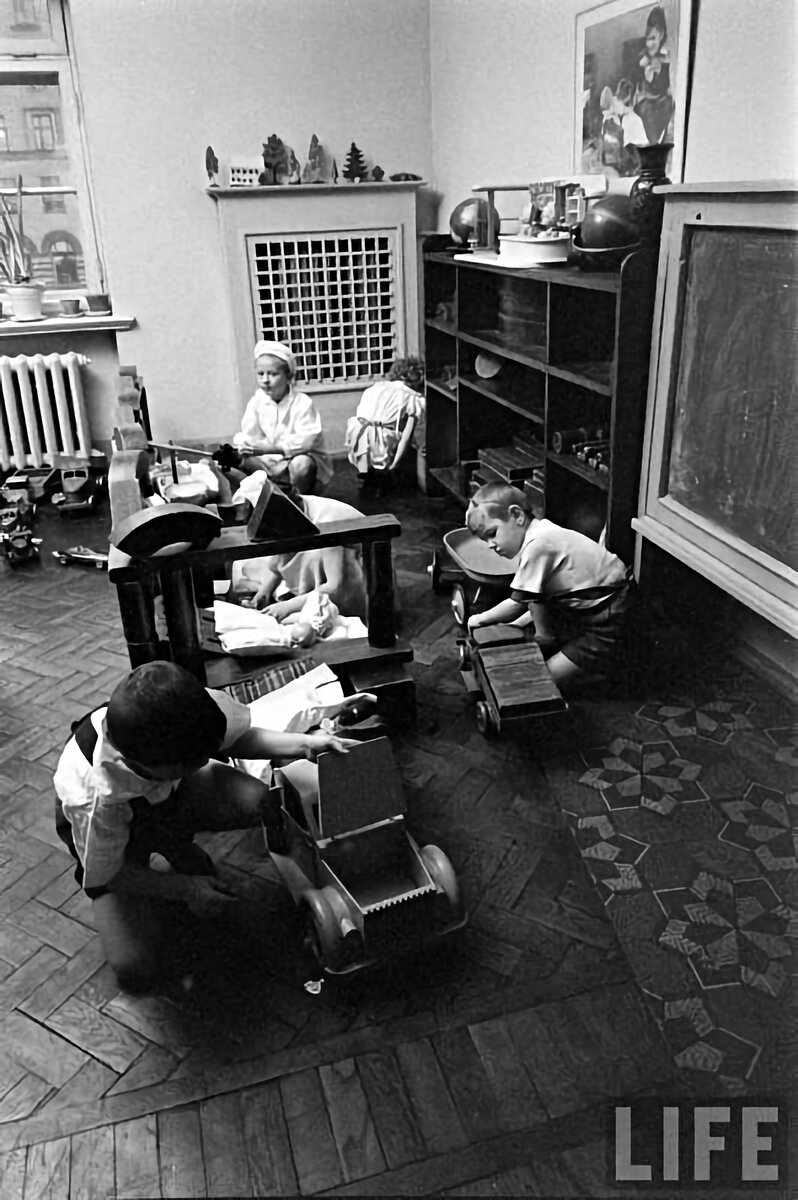 Советский детский садик. Детский сад 1960 года. Детские сады в СССР В 1960. Советские дети в садике. Детский сад в 80-е годы.