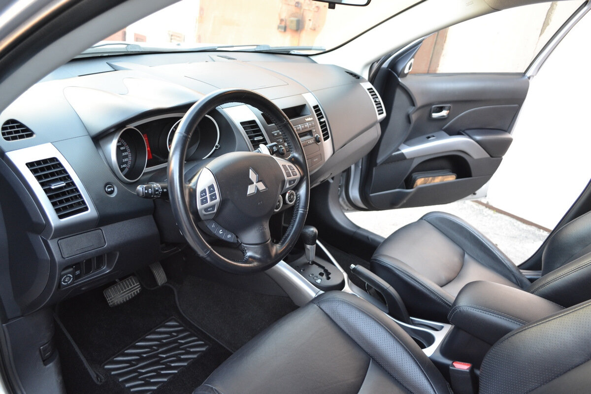 Моя тачила)