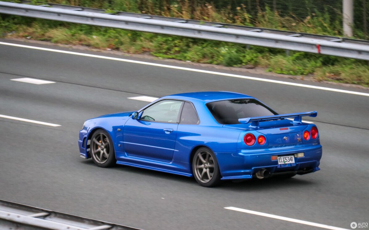 Nissan Skyline GT-R r34