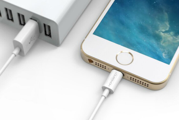
Удобный кабель для смартфонов компании Apple с необходимой возможностью быстрой зарядки под названием - Anker Lightning to USB Cable.
