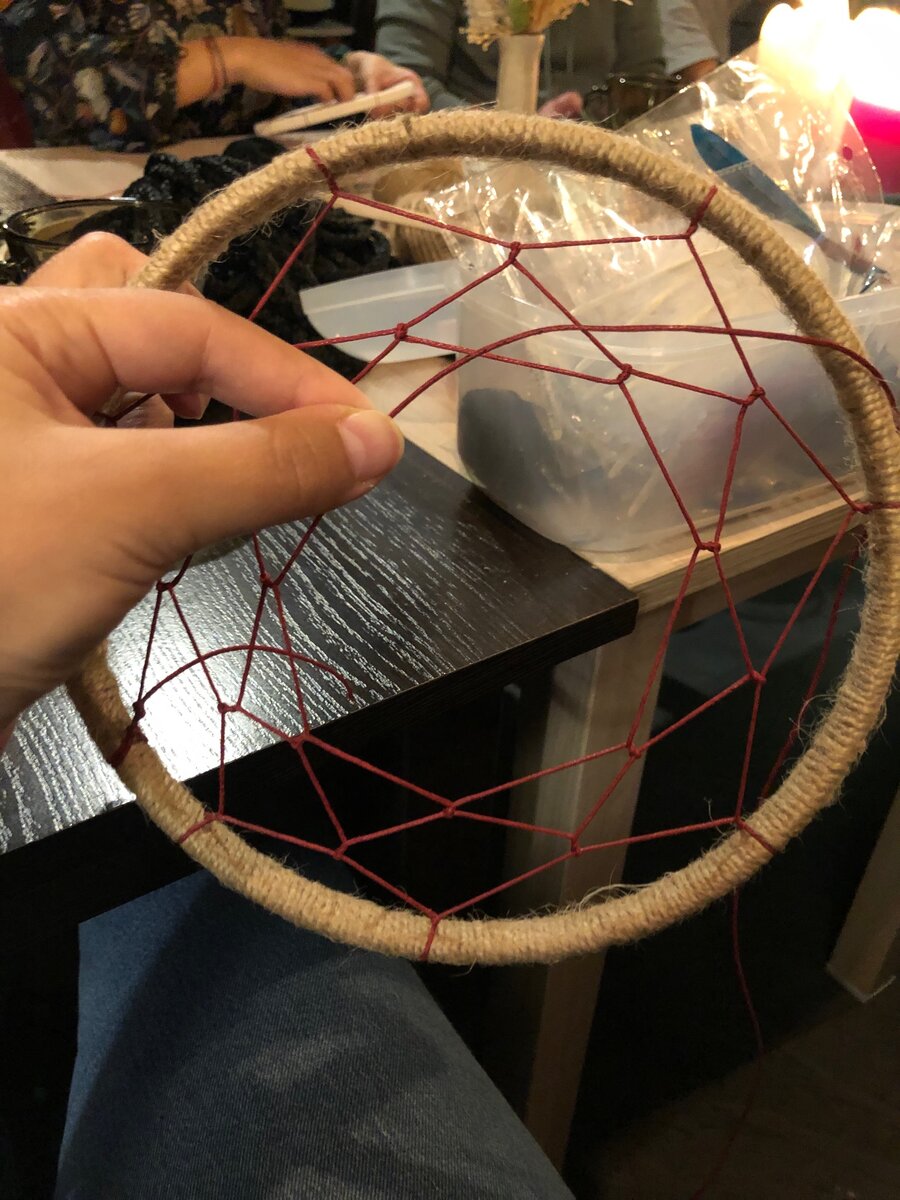 Этап плетения паутинки 