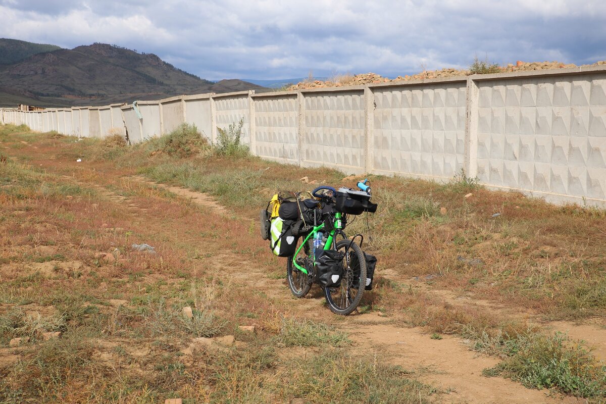 Место ночевки со злобными собаками.