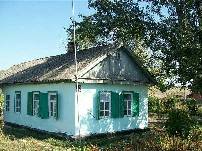 Хату даром. Хату даром. Польская деревня залипье. Деревенский домик. Старые деревенские дома.