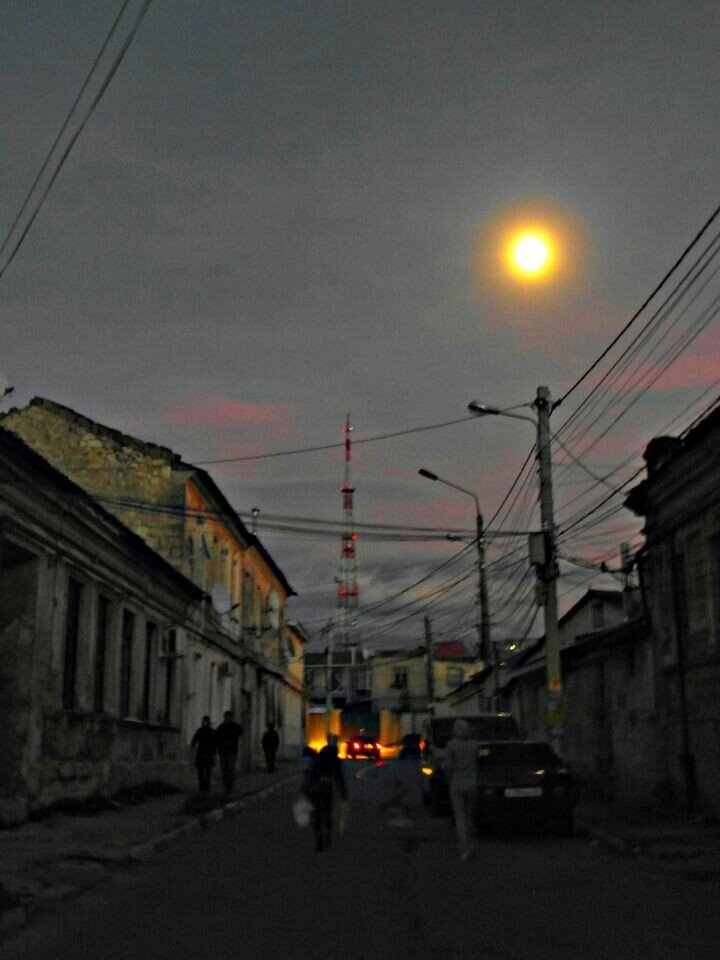 Симферополь. Ул Некрасова во время отключения света... блэкаут  ноябрь 2015 фото автора заметки 