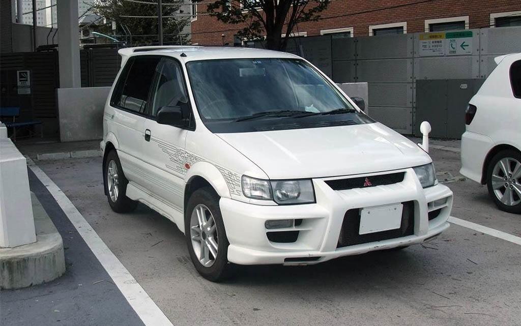 Mitsubishi 10 Japan