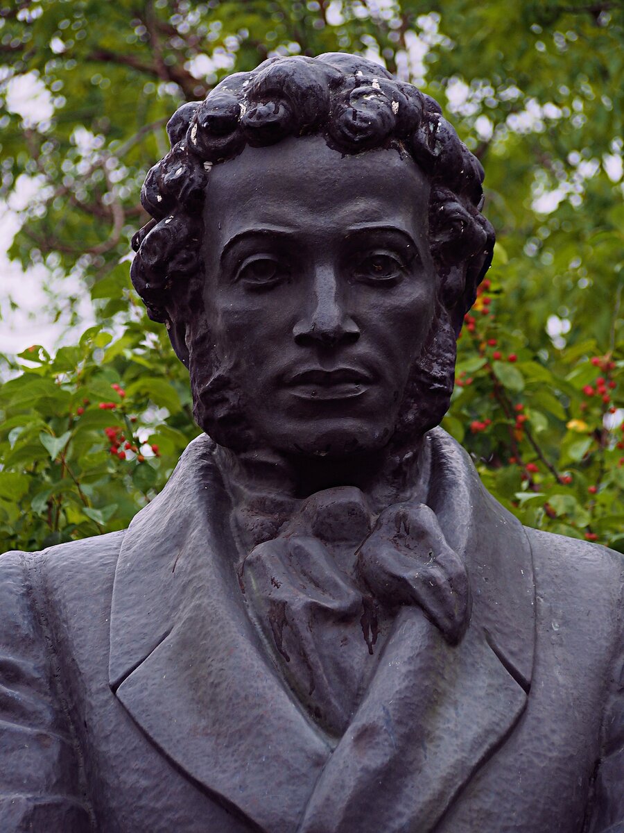 Памятник А.С. Пушкину, Хабаровск (2020 г.) Фото С.В. Сливко.