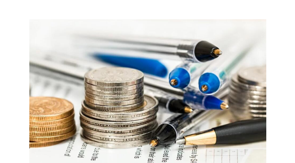 Как правильно распоряжаться деньгами?