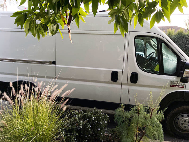 Автомобиль Dodge Ram ProMaster превратился в дом на колесах