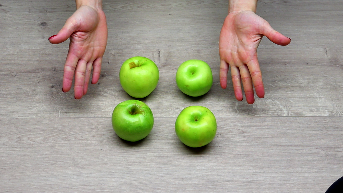 Зелёные яблочки