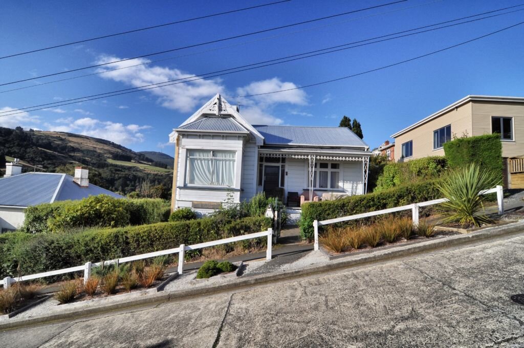 Перерасход средств на фундамент. Особенно если подвал вам ни к чему