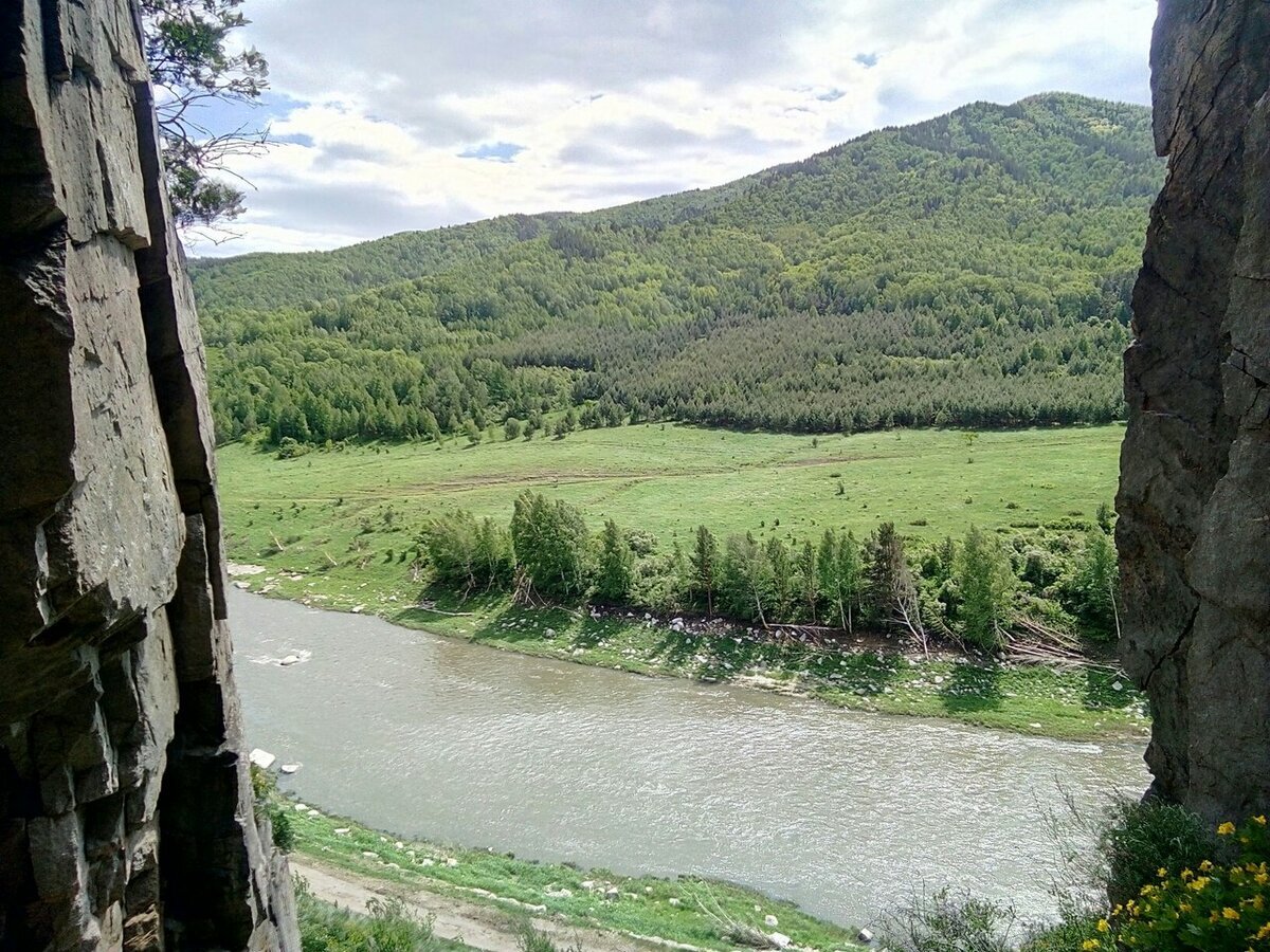 Солоновка алтайский край. Деревня Солоновка Алтайский край. Село Солоновка Восточный Казахстан. Солоновка гора Оструха. Урочище щеки Солоновка.