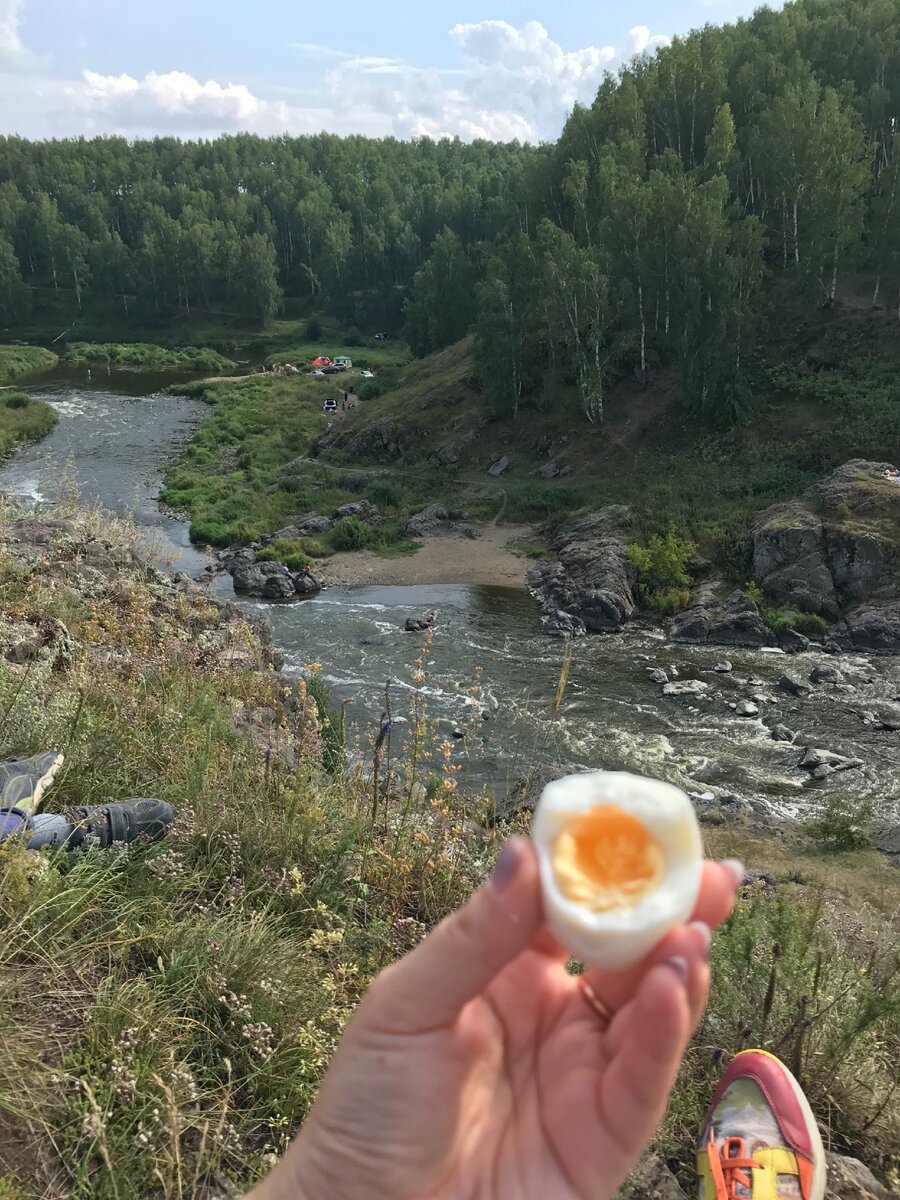 Обед с видом на реку Исеть