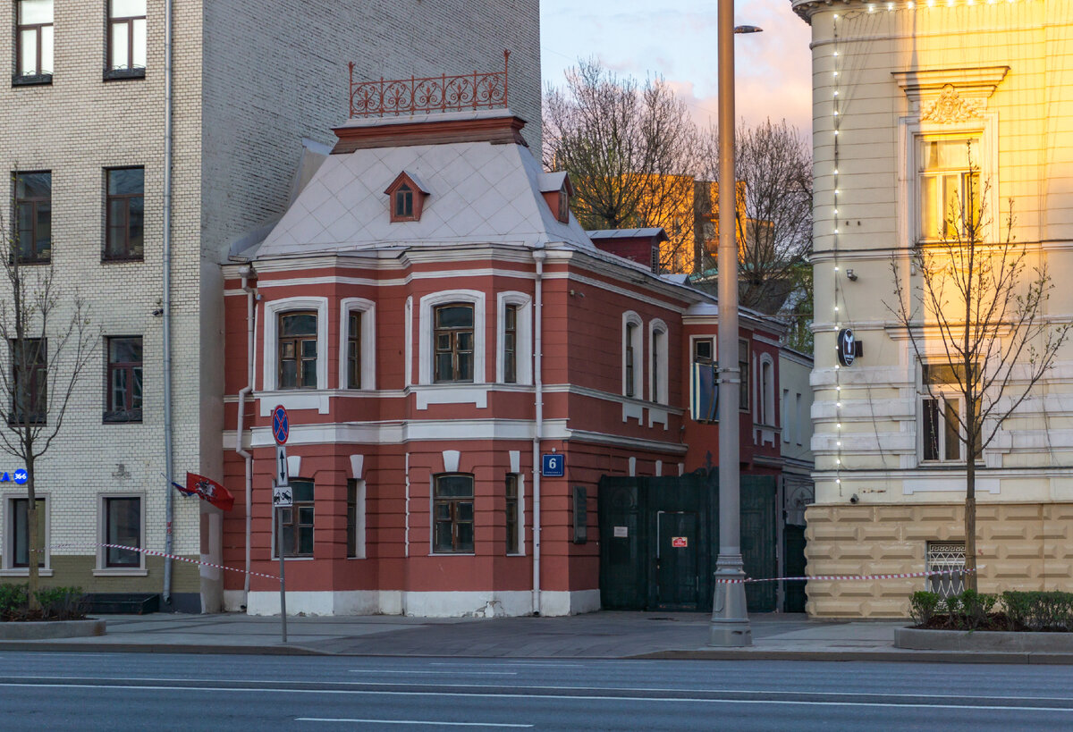 Пеший маршрут прогулки по Москве. Куда пойти после зоопарка | Hellen  Geographic | Дзен