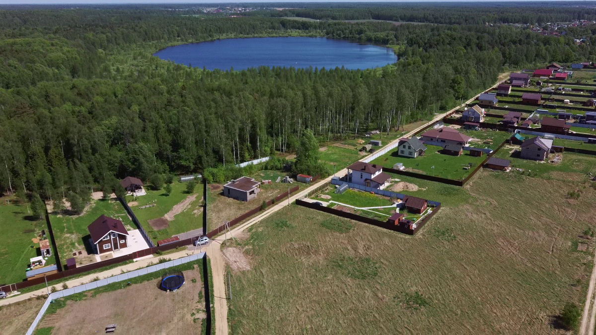 Поселок "Приозерские дачи", подробнее на сайте https://dachzem33.ru/