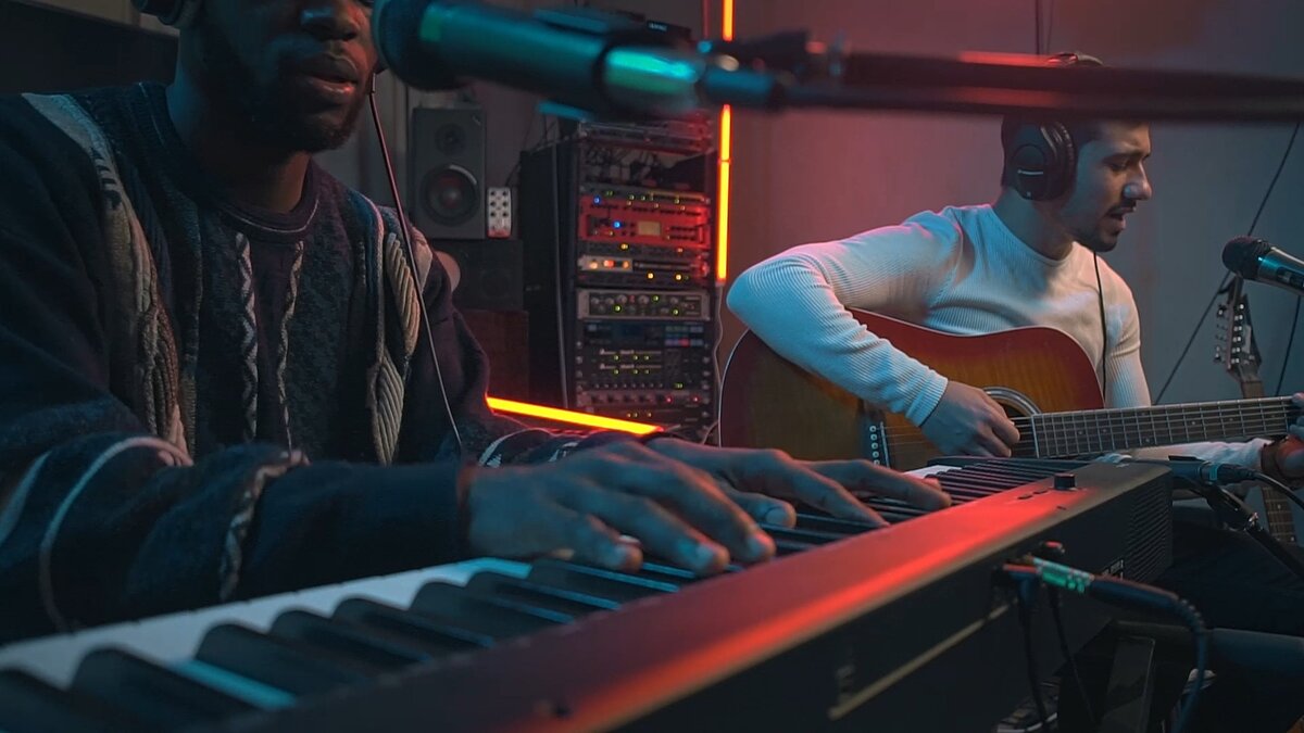 снимать каверы. снимать каверы. мистер джон. как сделать кавер. снимать каверы.