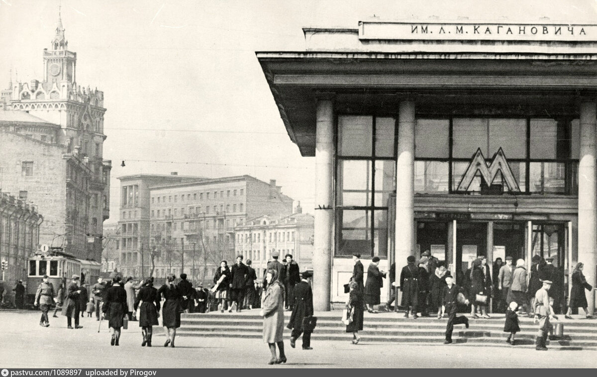 Метро кировская фото