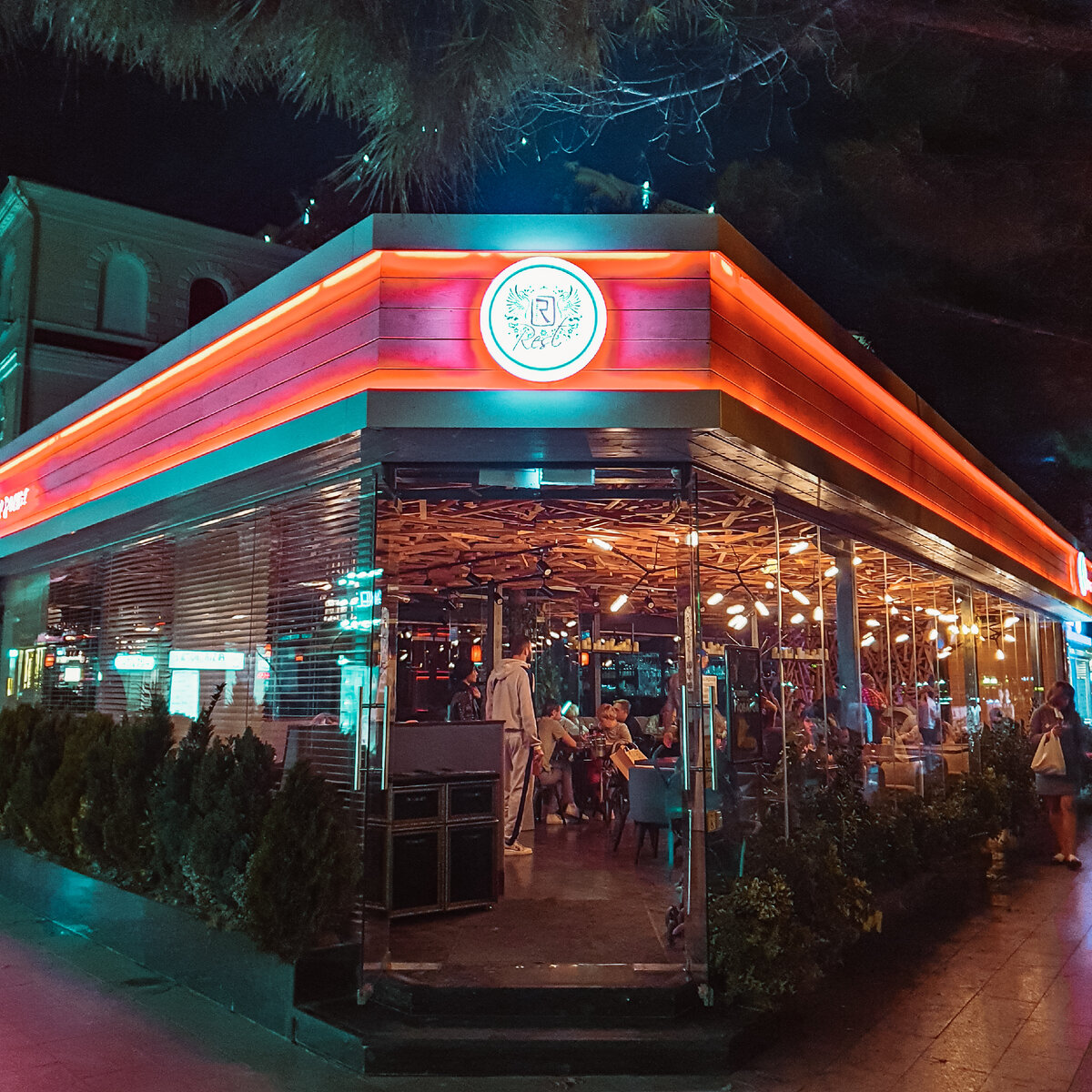 Roppongi алушта