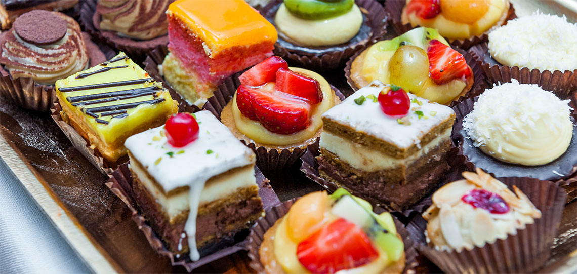 тирамису мишлен. сен тәтті. баурсак (алтайский хлеб). сен тәтті. кекс глазурний.